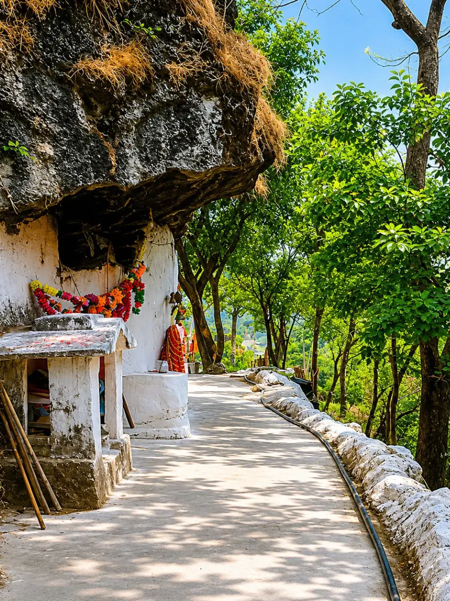 Mauni Baba Cave in Rishikesh, India